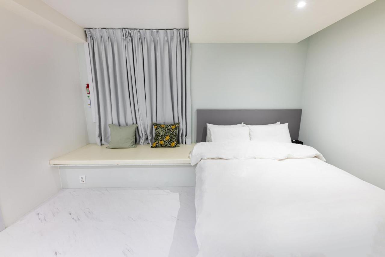 Hotel Lenith Seomyeon Пусан Екстериор снимка